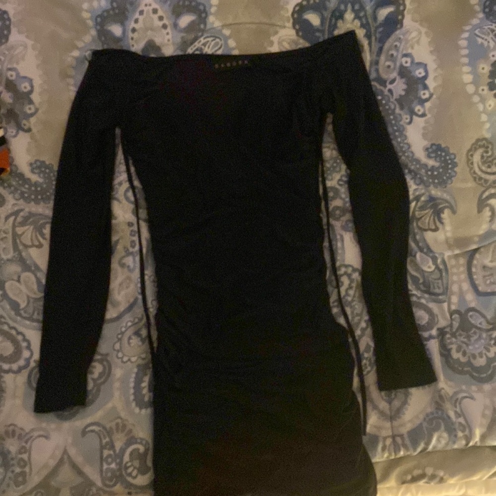 Black Dress. Worn once. Good Condition.
